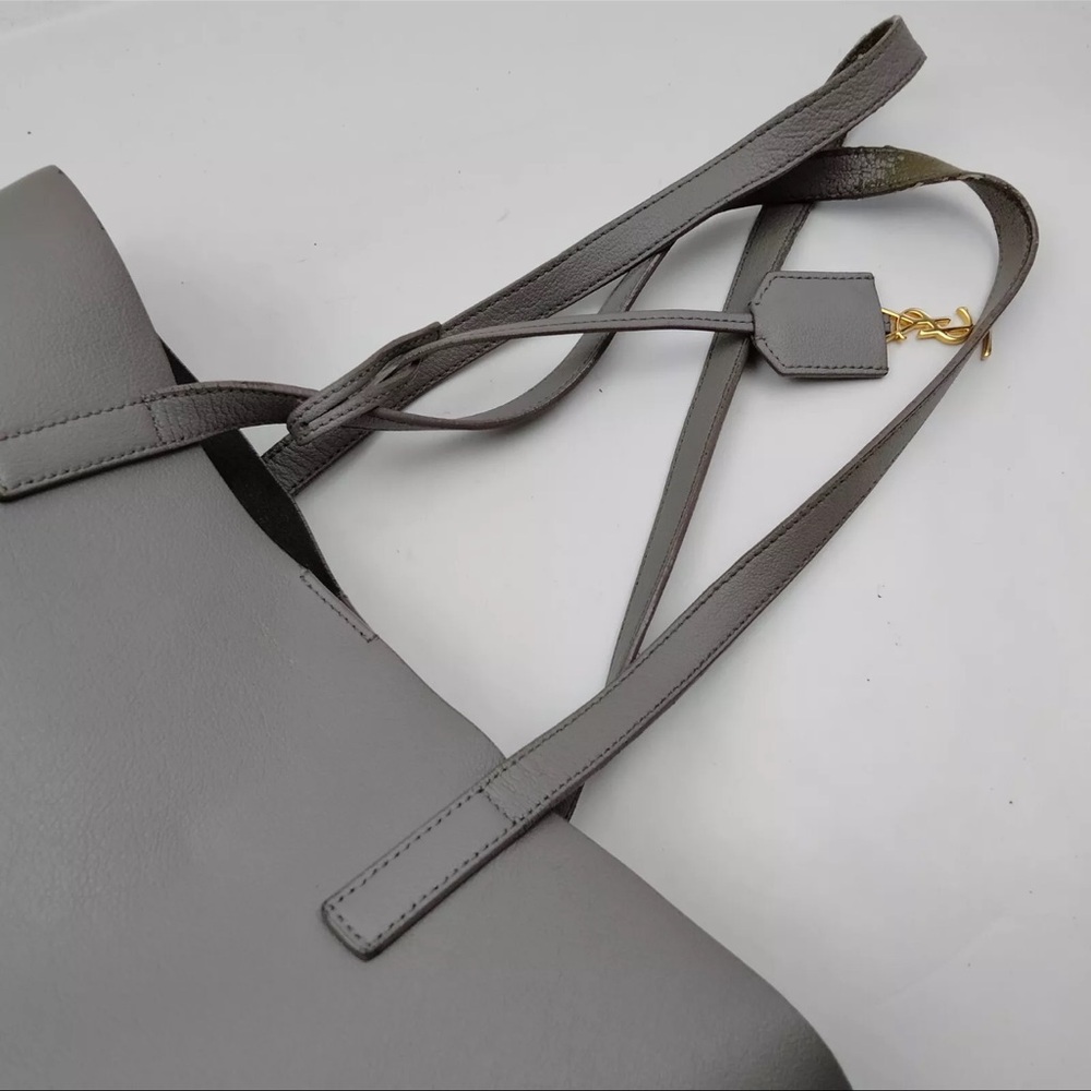 Pre-Owned YVES SAINT LAURENT Toy Supple Leather Shopping Tote Bag Gray - Picture 4 of 9